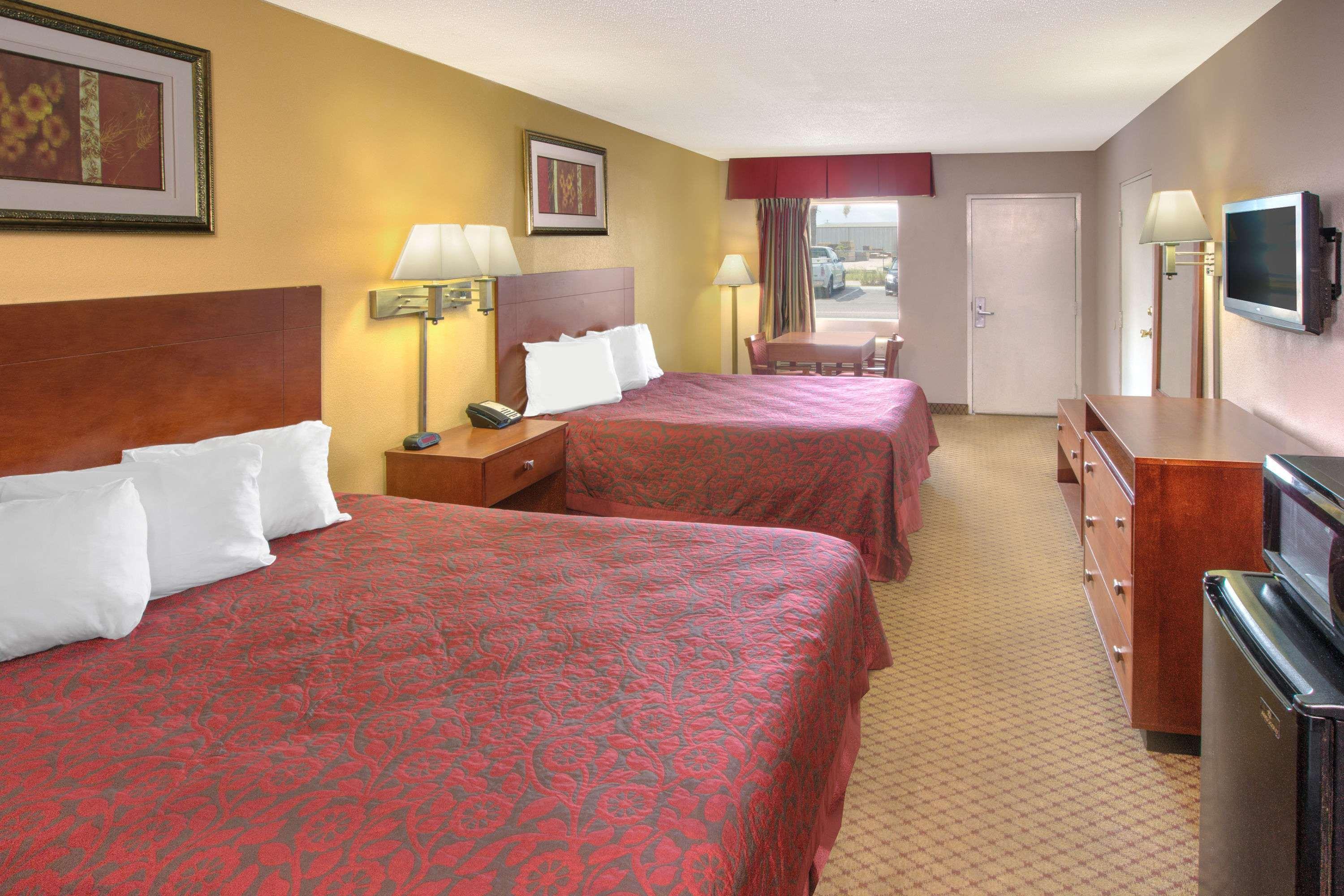 Days Inn By Wyndham גאלפורט מראה חיצוני תמונה