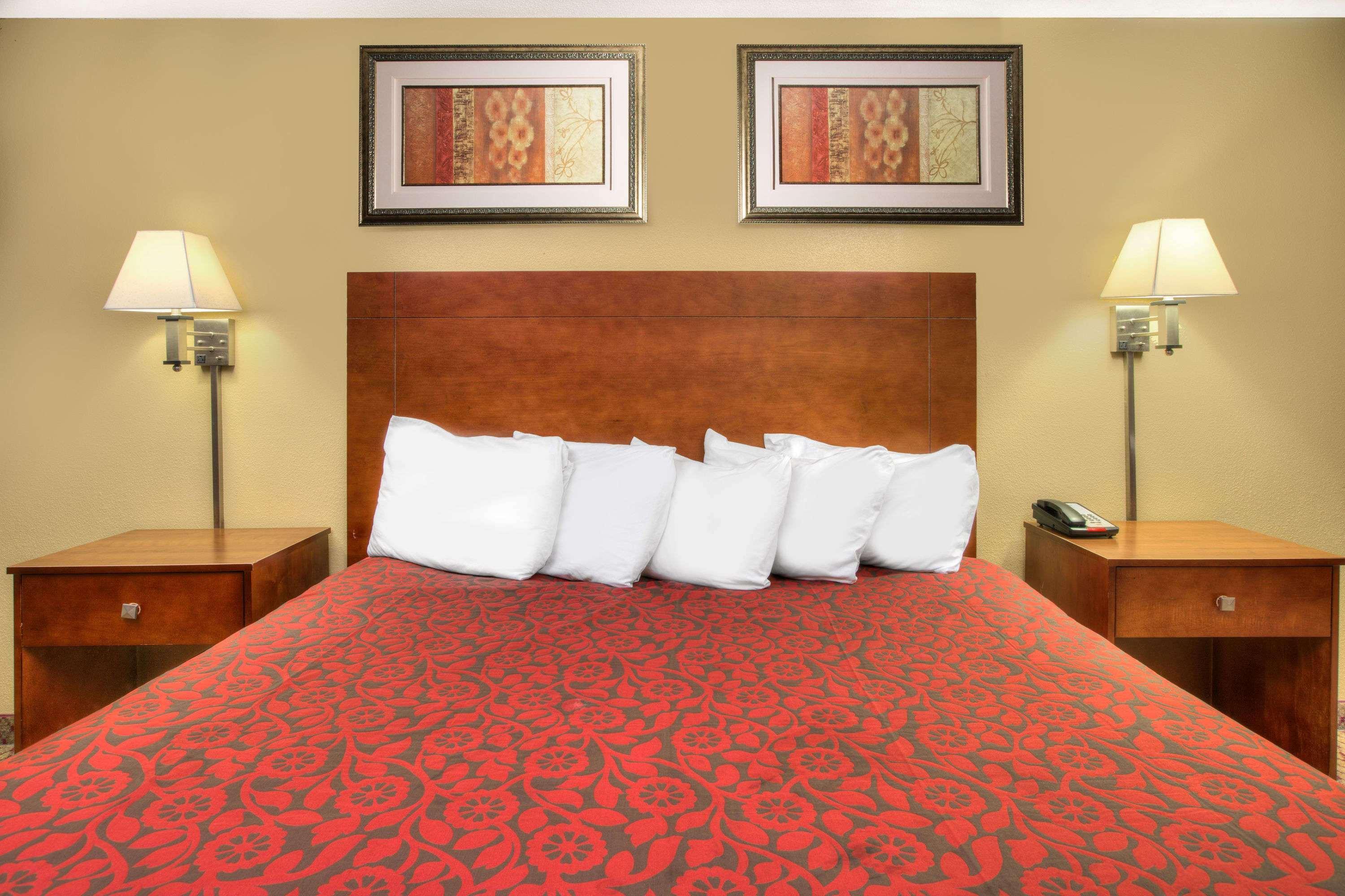 Days Inn By Wyndham גאלפורט מראה חיצוני תמונה