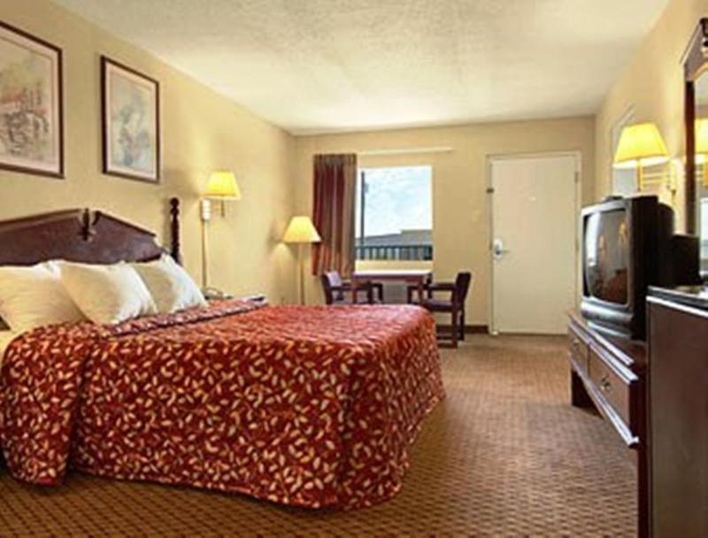 Days Inn By Wyndham גאלפורט מראה חיצוני תמונה